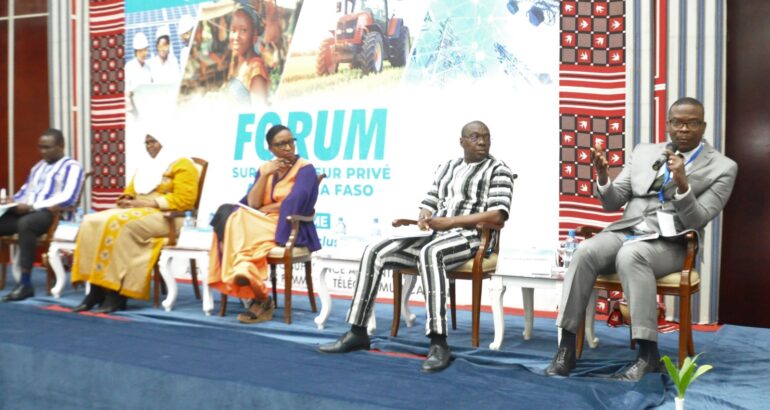 Dr Constantin DABIRE au cœur du 1er Forum Tripartite Gouvernement – Secteur Privé – Banque Mondiale